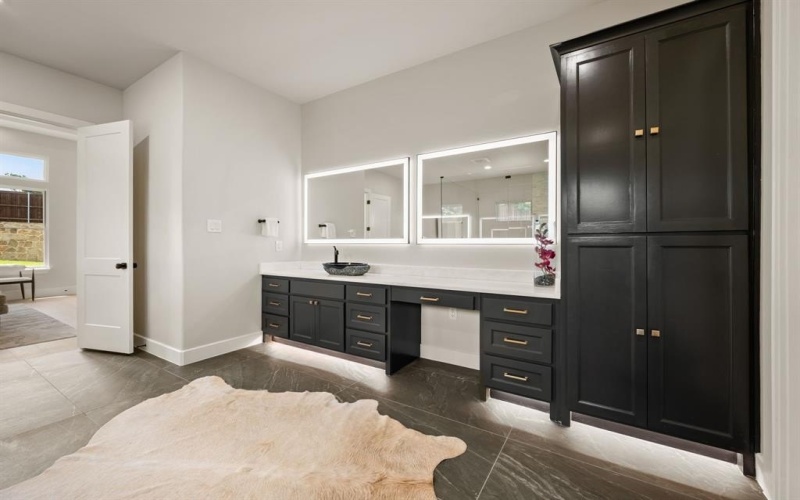 1732 Oakbrook Drive, Keller, TX 76262, 4 Habitaciones Habitaciones , ,5 BañosBaños,Residential,En Venta,1732 Oakbrook Drive,20976712