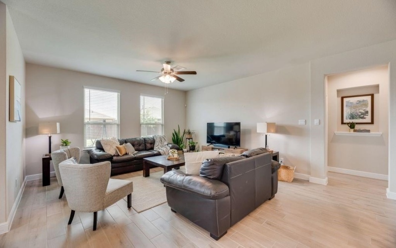 213 Frenchpark Drive, Fort Worth, TX 76052, 5 Bedrooms Bedrooms, ,5 BathroomsBathrooms,Residential,For Sale,213 Frenchpark Drive,20977964