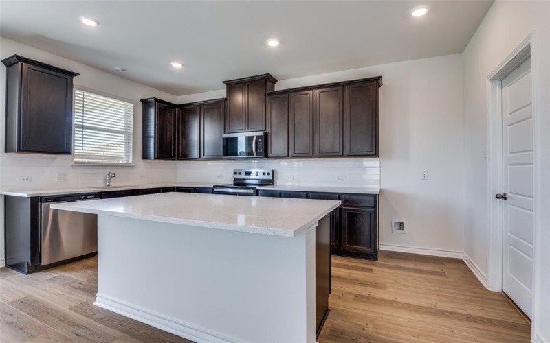 1513 Burton Drive, Seagoville, TX 75159, 3 Habitaciones Habitaciones , ,2 BañosBaños,Residential,En Venta,1513 Burton Drive,0,20983280