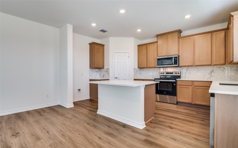 1521 Newsted Drive, Seagoville, TX 75159, 3 Bedrooms Bedrooms, ,2 BathroomsBathrooms,Residential,For Sale,1521 Newsted Drive,0,20983374