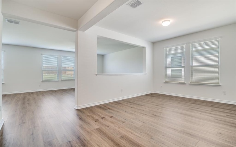 1521 Newsted Drive, Seagoville, TX 75159, 3 Bedrooms Bedrooms, ,2 BathroomsBathrooms,Residential,For Sale,1521 Newsted Drive,0,20983374