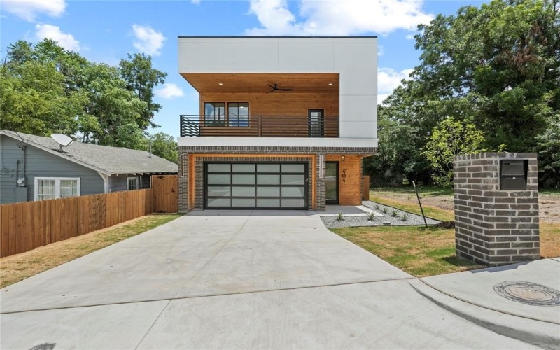 404 Cleaves Street, Dallas, TX 75203, 4 Habitaciones Habitaciones , ,3 BañosBaños,Residential,En Venta,404 Cleaves Street,20983419