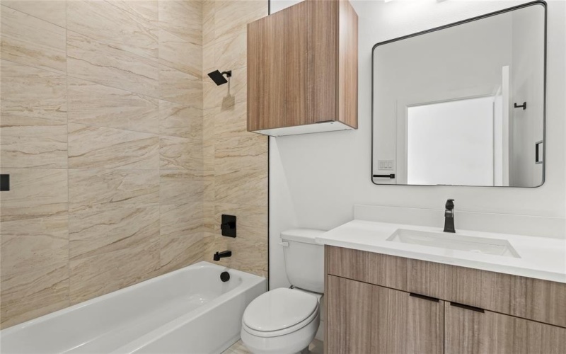 404 Cleaves Street, Dallas, TX 75203, 4 Habitaciones Habitaciones , ,3 BañosBaños,Residential,En Venta,404 Cleaves Street,20983419
