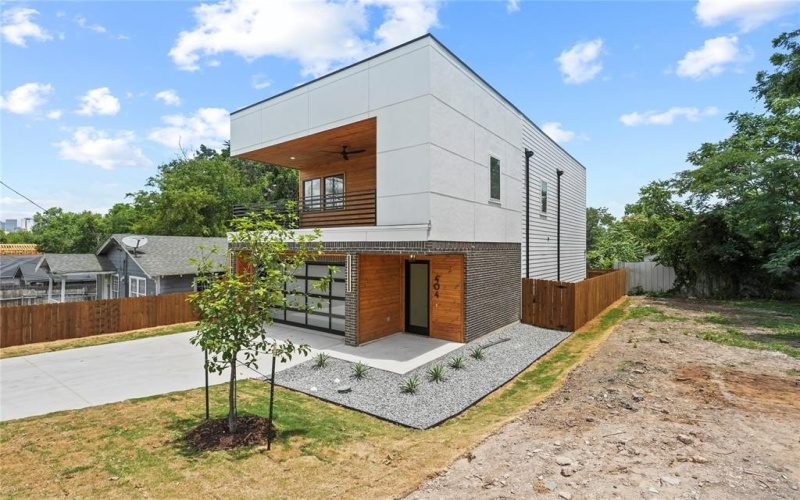 404 Cleaves Street, Dallas, TX 75203, 4 Habitaciones Habitaciones , ,3 BañosBaños,Residential,En Venta,404 Cleaves Street,20983419