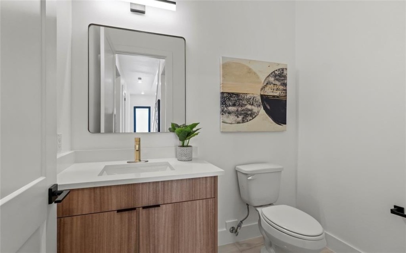 404 Cleaves Street, Dallas, TX 75203, 4 Habitaciones Habitaciones , ,3 BañosBaños,Residential,En Venta,404 Cleaves Street,20983419