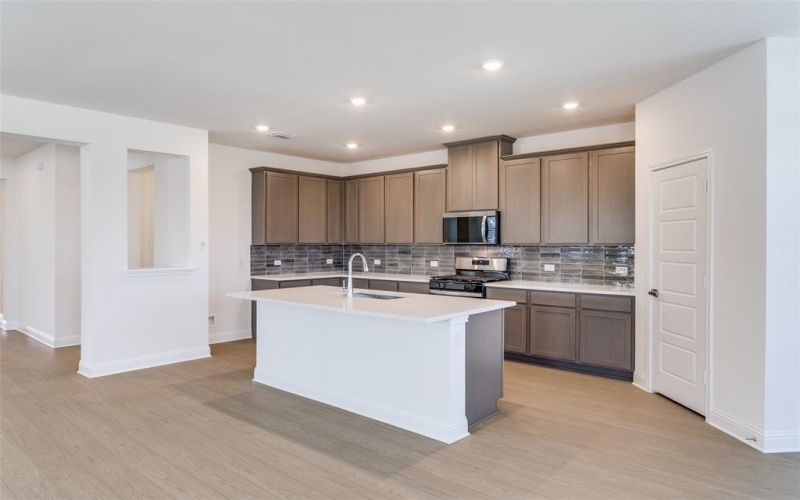 102 Hudson Lane, Justin, TX 76247, 4 Habitaciones Habitaciones , ,2 BañosBaños,Residential,En Venta,102 Hudson Lane,0,20983441
