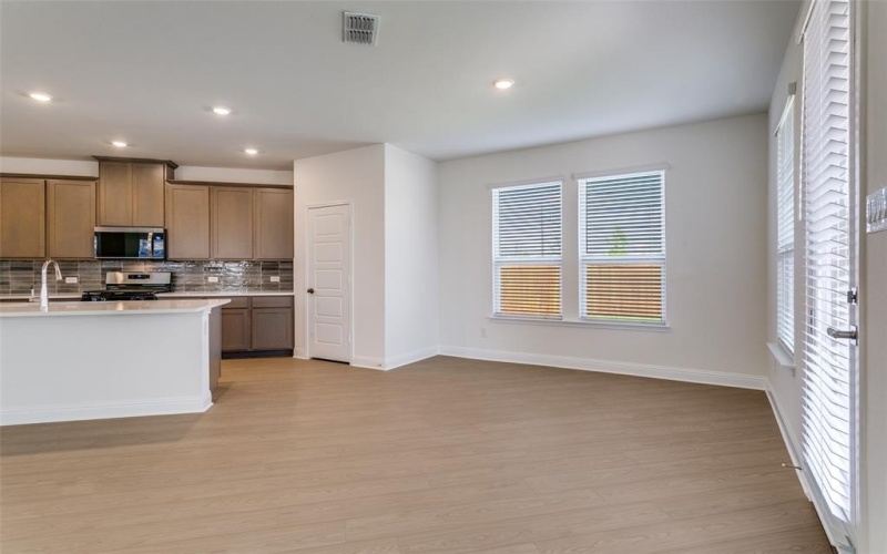 102 Hudson Lane, Justin, TX 76247, 4 Habitaciones Habitaciones , ,2 BañosBaños,Residential,En Venta,102 Hudson Lane,0,20983441