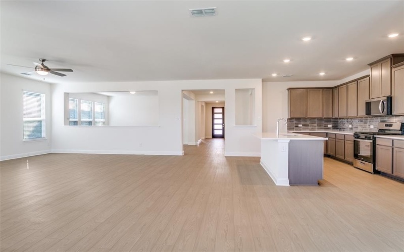 102 Hudson Lane, Justin, TX 76247, 4 Habitaciones Habitaciones , ,2 BañosBaños,Residential,En Venta,102 Hudson Lane,0,20983441
