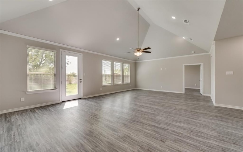 349 Preston Road, Mabank, TX 75147, 4 Bedrooms Bedrooms, ,2 BathroomsBathrooms,Residential,For Sale,349 Preston Road,20983461