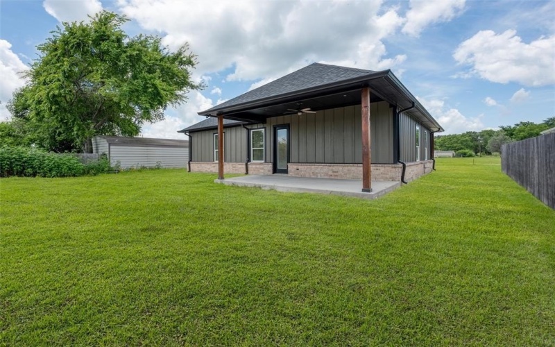 595 Kontiki Drive, Tool, TX 75143, 4 Habitaciones Habitaciones , ,2 BañosBaños,Residential,En Venta,595 Kontiki Drive,20983647