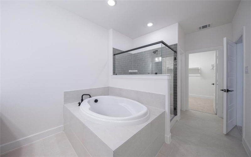 7905 Sunset Boulevard, Rowlett, TX 75088, 4 Habitaciones Habitaciones , ,3 BañosBaños,Residential,En Venta,7905 Sunset Boulevard,0,20983649