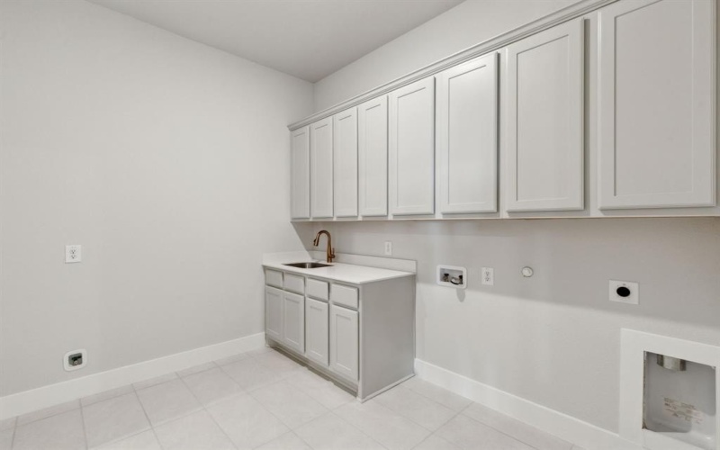 4409 Summit View Drive, McKinney, TX 75071, 4 Habitaciones Habitaciones , ,3 BañosBaños,Residential,En Venta,4409 Summit View Drive,20983686