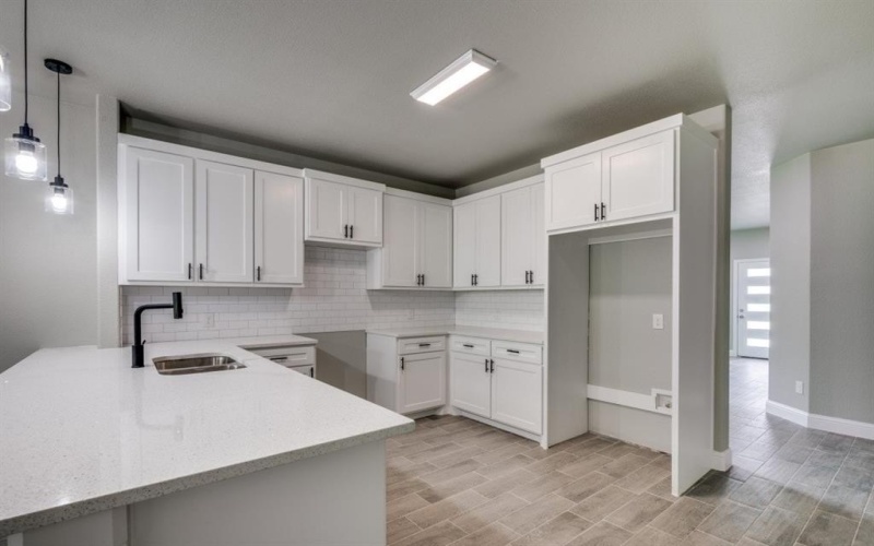 2517 Meaders Avenue, Fort Worth, TX 76112, 4 Bedrooms Bedrooms, ,2 BathroomsBathrooms,Residential,For Sale,2517 Meaders Avenue,20983755