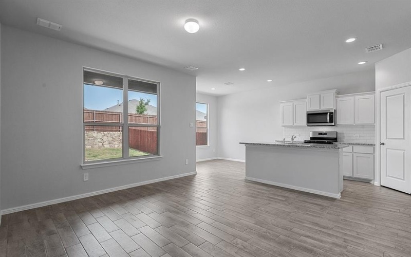 321 GALLANT MAN Court, Granbury, TX 76049, 3 Bedrooms Bedrooms, ,2 BathroomsBathrooms,Residential,For Sale,321 GALLANT MAN Court,20983858