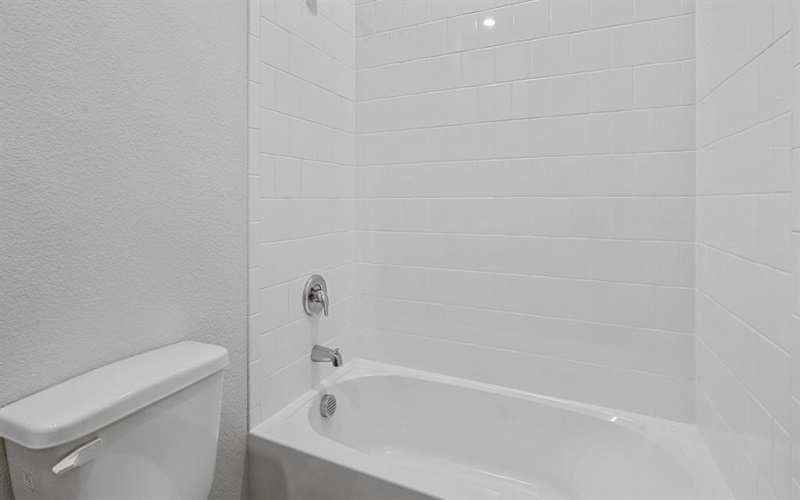 321 GALLANT MAN Court, Granbury, TX 76049, 3 Bedrooms Bedrooms, ,2 BathroomsBathrooms,Residential,For Sale,321 GALLANT MAN Court,20983858