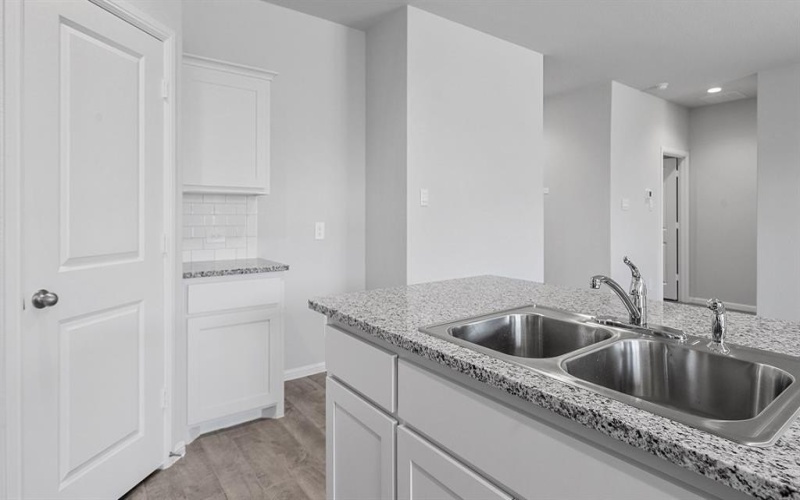 321 GALLANT MAN Court, Granbury, TX 76049, 3 Bedrooms Bedrooms, ,2 BathroomsBathrooms,Residential,For Sale,321 GALLANT MAN Court,20983858