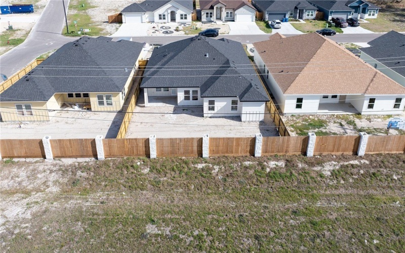 105 Traditions Drive, Rockport, TX 78382, 4 Bedrooms Bedrooms, ,3 BathroomsBathrooms,Residential,For Sale,105 Traditions Drive,453481