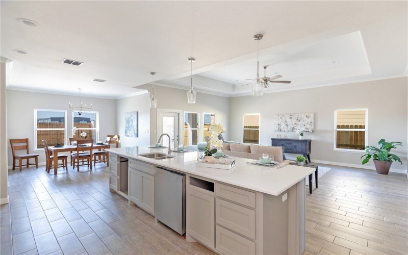 105 Traditions Drive, Rockport, TX 78382, 4 Bedrooms Bedrooms, ,3 BathroomsBathrooms,Residential,For Sale,105 Traditions Drive,453481