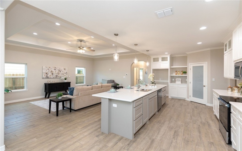 105 Traditions Drive, Rockport, TX 78382, 4 Bedrooms Bedrooms, ,3 BathroomsBathrooms,Residential,For Sale,105 Traditions Drive,453481