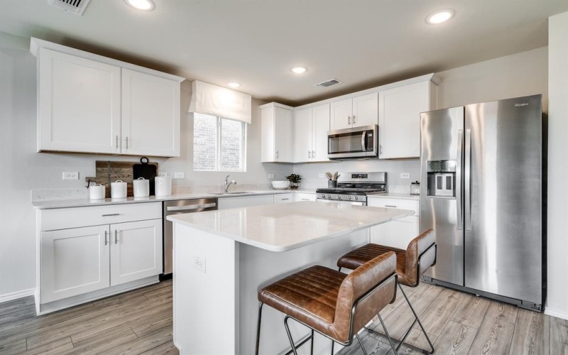 7518 Fenton Parkway, Pilot Point, TX 76258, 4 Bedrooms Bedrooms, ,3 BathroomsBathrooms,Residential,For Sale,7518 Fenton Parkway,20983902