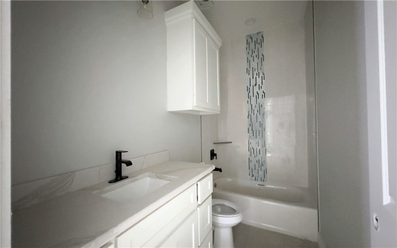 2430 Manuel, Corpus Christi, TX 78414, 4 Habitaciones Habitaciones , ,2 BañosBaños,Residential,En Venta,2430 Manuel,453550