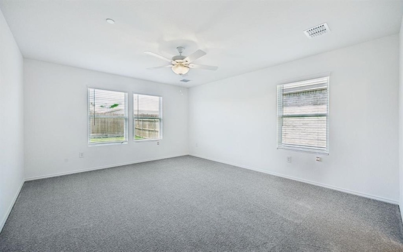 2708 Barton Springs Drive, Denton, TX 76208, 4 Habitaciones Habitaciones , ,2 BañosBaños,Residential,En Venta,2708 Barton Springs Drive,0,20983936