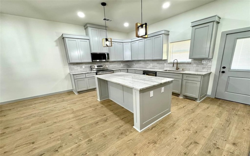 1308 Simmons, Eastland, TX 76448, 3 Bedrooms Bedrooms, ,2 BathroomsBathrooms,Residential,For Sale,1308 Simmons,20983969