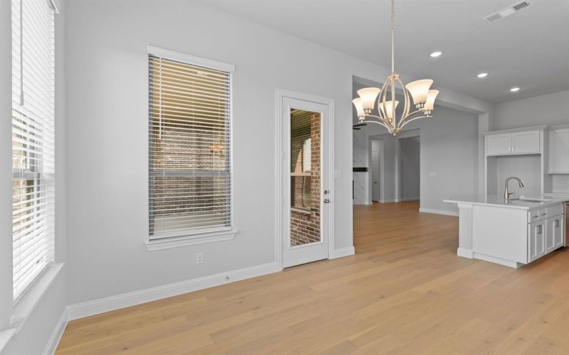 2215 Birch Street, Mansfield, TX 76063, 4 Habitaciones Habitaciones , ,2 BañosBaños,Residential,En Venta,2215 Birch Street,0,20984010