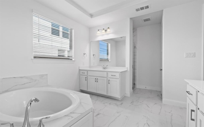 2213 Birch Street, Mansfield, TX 76063, 5 Habitaciones Habitaciones , ,5 BañosBaños,Residential,En Venta,2213 Birch Street,0,20984069