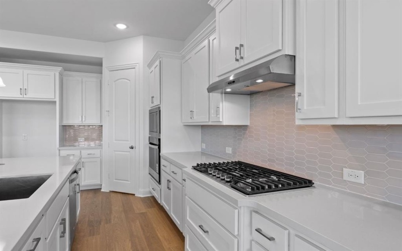 2213 Birch Street, Mansfield, TX 76063, 5 Habitaciones Habitaciones , ,5 BañosBaños,Residential,En Venta,2213 Birch Street,0,20984069