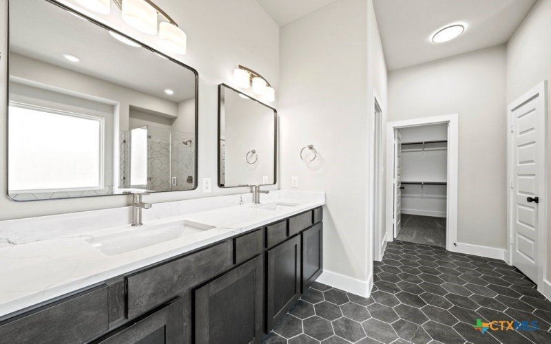 11 Moonlight Lane, Wimberley, TX 78676, 3 Habitaciones Habitaciones , ,2 BañosBaños,Residential,En Venta,11 Moonlight Lane,578324