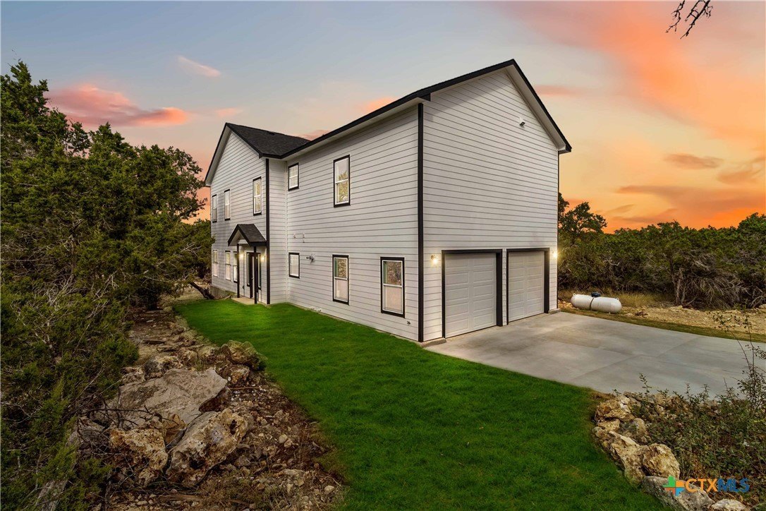 27 Pueblo Trail, Wimberley, TX 78676, 4 Bedrooms Bedrooms, ,2 BathroomsBathrooms,Residential,For Sale,27 Pueblo Trail,584991