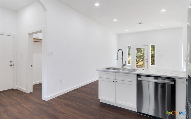 27 Pueblo Trail, Wimberley, TX 78676, 4 Bedrooms Bedrooms, ,2 BathroomsBathrooms,Residential,For Sale,27 Pueblo Trail,584991
