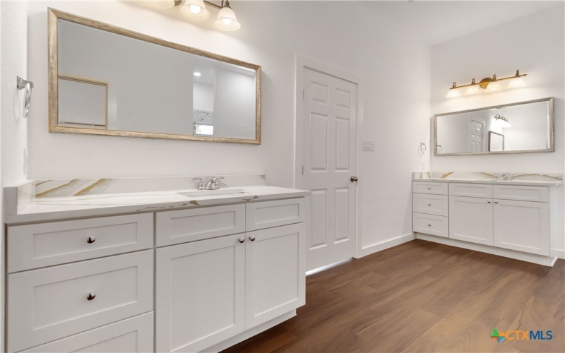 27 Pueblo Trail, Wimberley, TX 78676, 4 Bedrooms Bedrooms, ,2 BathroomsBathrooms,Residential,For Sale,27 Pueblo Trail,584991