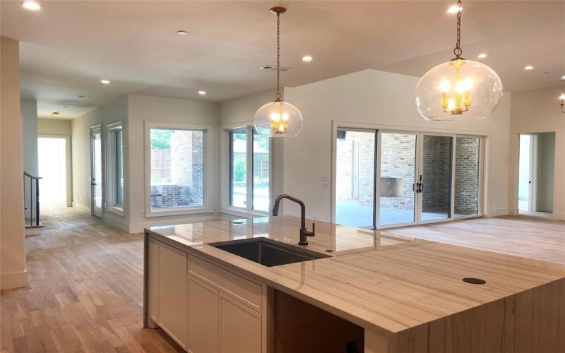 4074 S Better Drive, Dallas, TX 75229, 5 Bedrooms Bedrooms, ,6 BathroomsBathrooms,Residential,For Sale,4074 S Better Drive,20981451