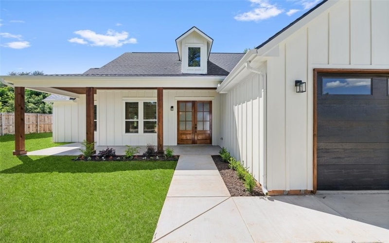 1610 Cheyenne Trail, Granbury, TX 76048, 3 Habitaciones Habitaciones , ,2 BañosBaños,Residential,En Venta,1610 Cheyenne Trail,20981979