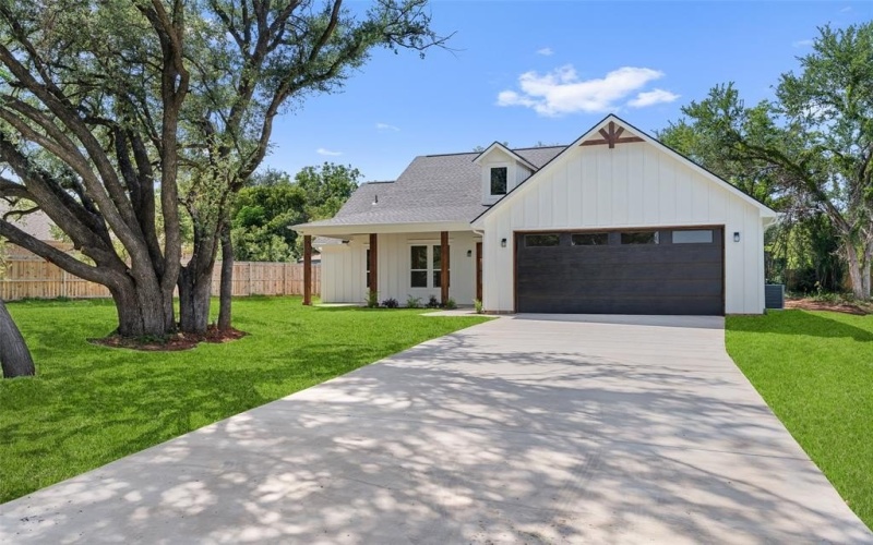 1610 Cheyenne Trail, Granbury, TX 76048, 3 Habitaciones Habitaciones , ,2 BañosBaños,Residential,En Venta,1610 Cheyenne Trail,20981979
