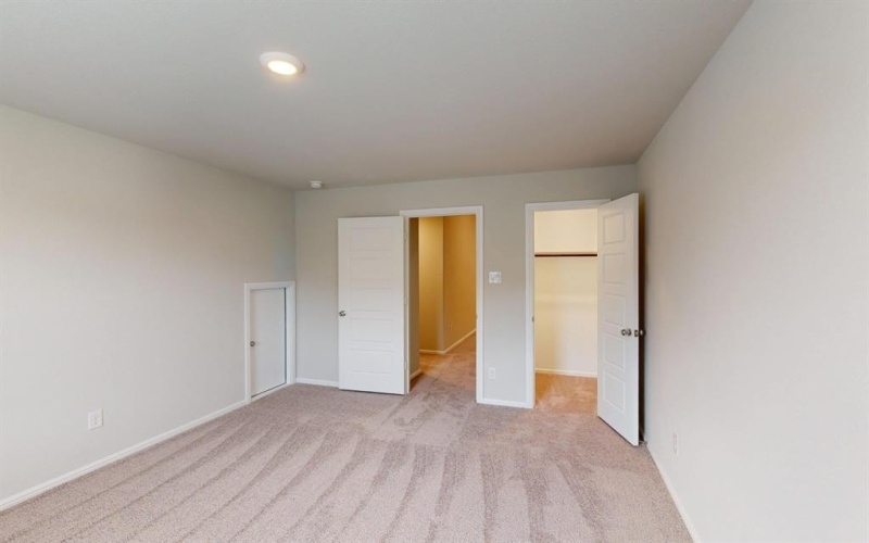 400 Eaton Drive, Justin, TX 76247, 6 Bedrooms Bedrooms, ,5 BathroomsBathrooms,Residential,For Sale,400 Eaton Drive,0,20982135