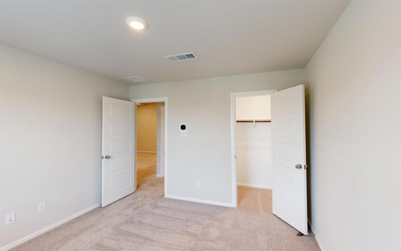 400 Eaton Drive, Justin, TX 76247, 6 Bedrooms Bedrooms, ,5 BathroomsBathrooms,Residential,For Sale,400 Eaton Drive,0,20982135