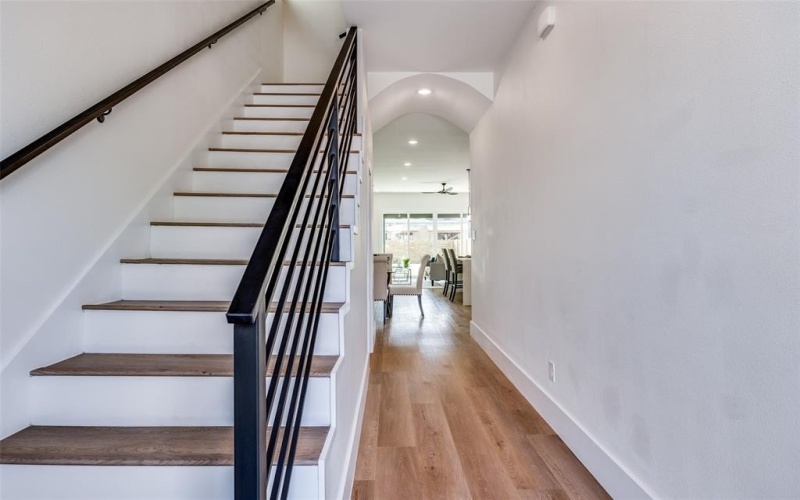 2410 Jeffries Street, Dallas, TX 75215, 3 Bedrooms Bedrooms, ,3 BathroomsBathrooms,Residential,For Sale,2410 Jeffries Street,20982340
