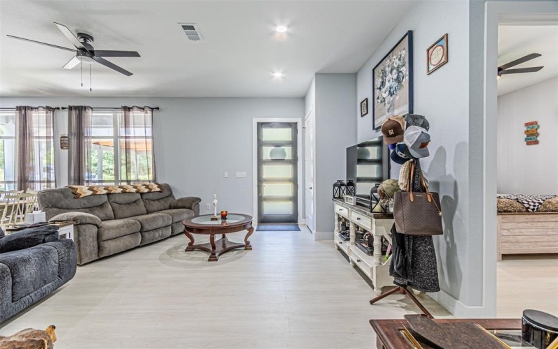 286 Harris Boulevard, Malakoff, TX 75148, 3 Bedrooms Bedrooms, ,2 BathroomsBathrooms,Residential,For Sale,286 Harris Boulevard,20982990