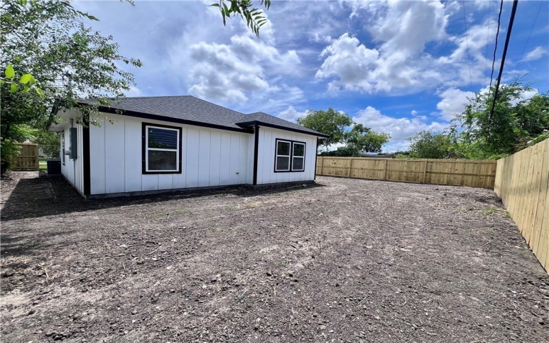 437 Van Cleve Drive, Corpus Christi, TX 78408, 3 Bedrooms Bedrooms, ,2 BathroomsBathrooms,Residential,For Sale,437 Van Cleve Drive,453874