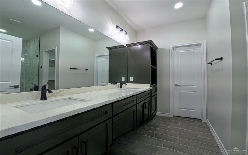 2602 Sunrise Lane, Weslaco, TX 78596, 3 Bedrooms Bedrooms, ,2 BathroomsBathrooms,Residential,For Sale,2602 Sunrise Lane,474769
