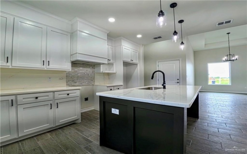 2602 Sunrise Lane, Weslaco, TX 78596, 3 Bedrooms Bedrooms, ,2 BathroomsBathrooms,Residential,For Sale,2602 Sunrise Lane,474769