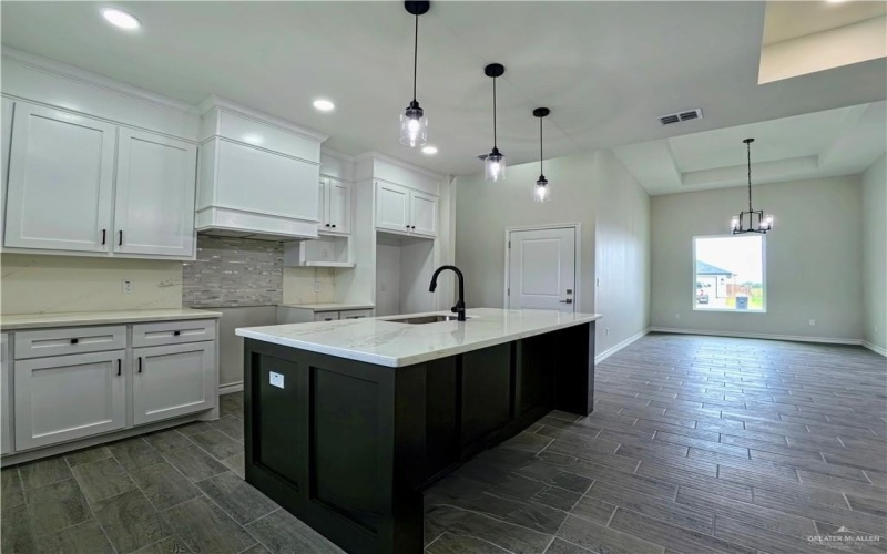 2602 Sunrise Lane, Weslaco, TX 78596, 3 Bedrooms Bedrooms, ,2 BathroomsBathrooms,Residential,For Sale,2602 Sunrise Lane,474769