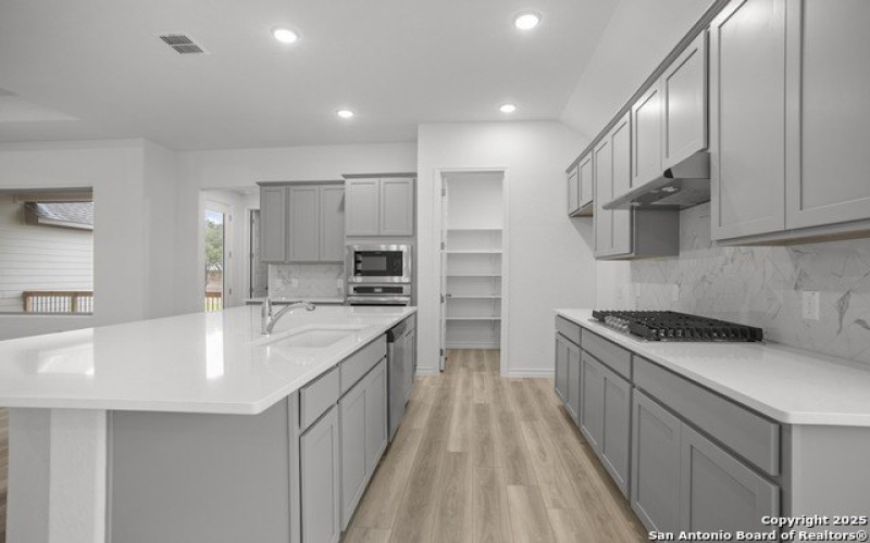 222 Poe Parkway, Castroville, TX 78009, 4 Habitaciones Habitaciones , ,3 BañosBaños,Residential,En Venta,222 Poe Parkway,1879752
