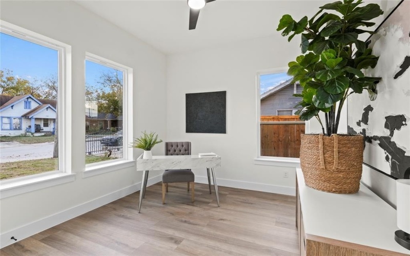2626 Southland Street, Dallas, TX 75215, 4 Bedrooms Bedrooms, ,2 BathroomsBathrooms,Residential,For Sale,2626 Southland Street,20983358