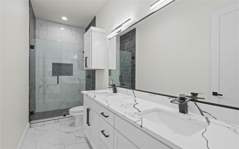 2626 Southland Street, Dallas, TX 75215, 4 Bedrooms Bedrooms, ,2 BathroomsBathrooms,Residential,For Sale,2626 Southland Street,20983358