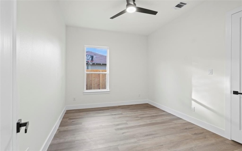 2626 Southland Street, Dallas, TX 75215, 4 Bedrooms Bedrooms, ,2 BathroomsBathrooms,Residential,For Sale,2626 Southland Street,20983358