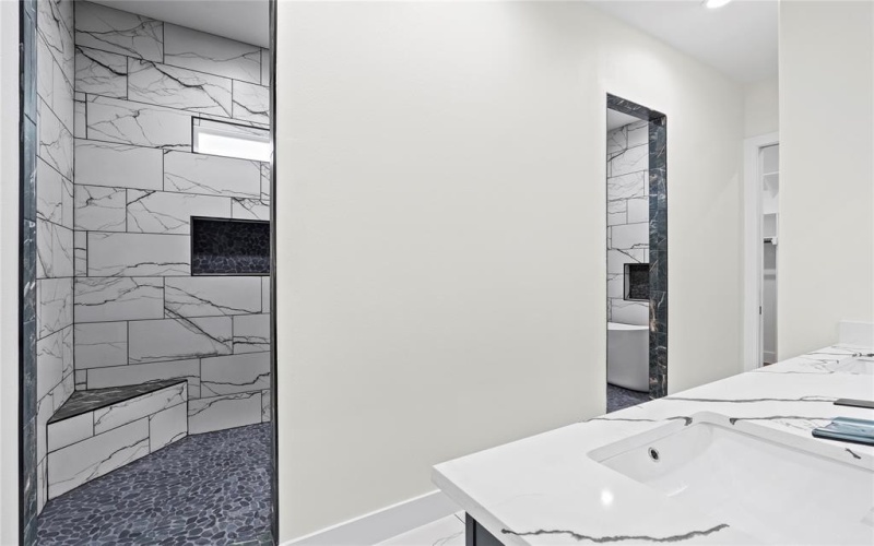 2626 Southland Street, Dallas, TX 75215, 4 Bedrooms Bedrooms, ,2 BathroomsBathrooms,Residential,For Sale,2626 Southland Street,20983358